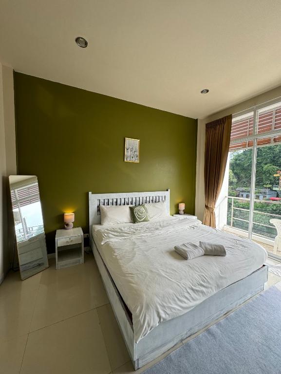 TIL DAWN Phuket – Phuket